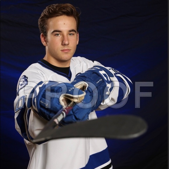 Meet your Posher, Zach - Picture 7 of 16